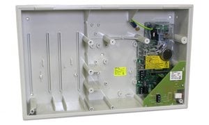 DCU560-24 | Netzladegerät DCU560-24 im Gehäuse
